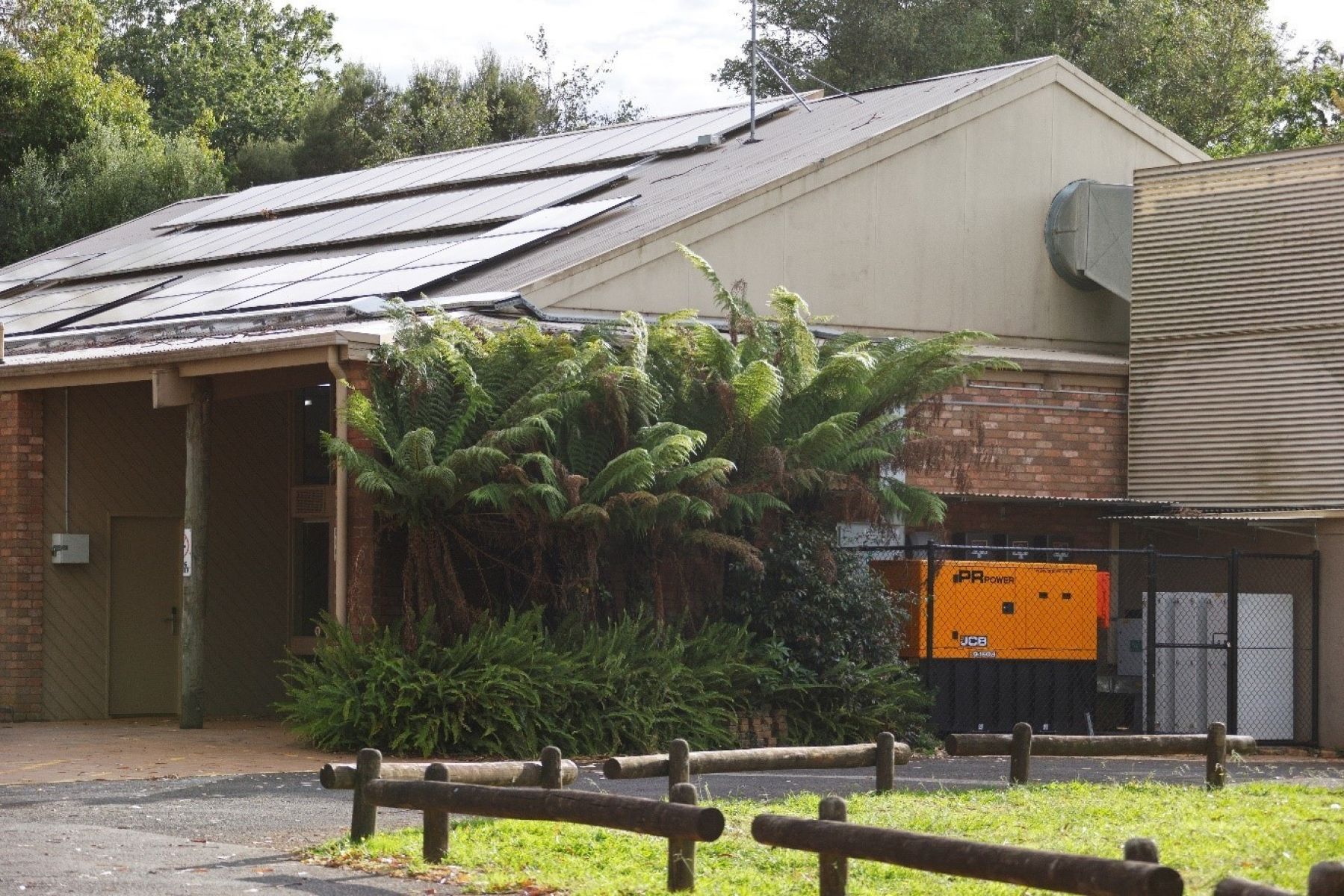 The Gembrook Community Centre 20kW solar PV, 100kWh battery storage, 45kVA generator and energy controller.